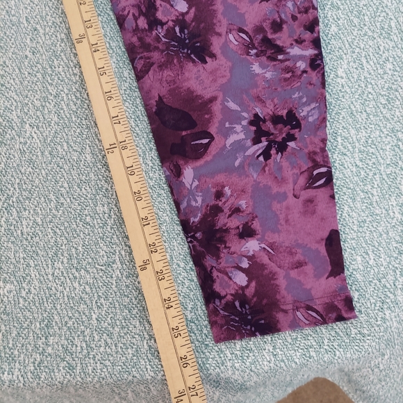 Terra & Sky Pink Floral Leggings, Plus Size , 3X - Picture 8 of 11